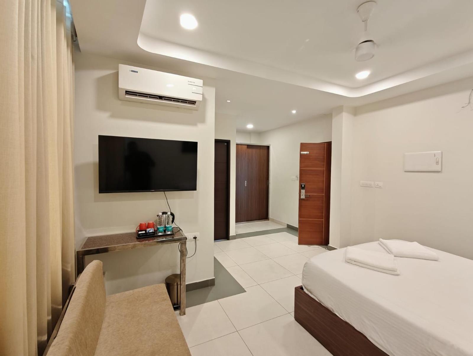 Nest Residency Hotel Kozhikode Luaran gambar
