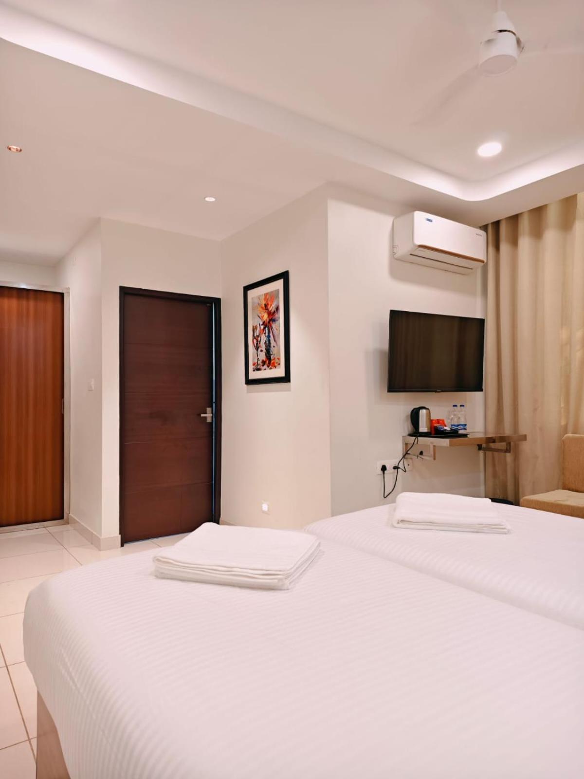 Nest Residency Hotel Kozhikode Luaran gambar