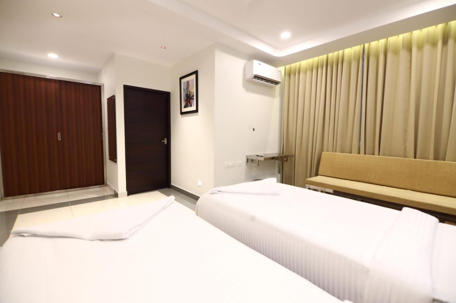 Nest Residency Hotel Kozhikode Luaran gambar